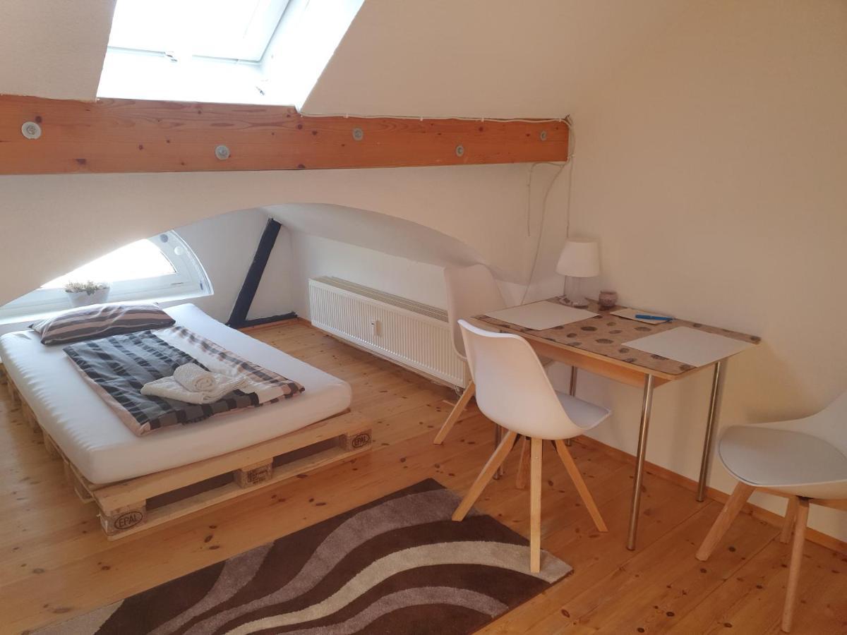 Hotel, Ferienwohnung, Zimmer Бад Дрибург Екстериор снимка